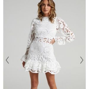 Showpo. lined white long sleeved lace dress